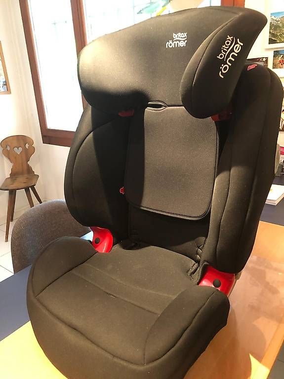 Seggiolini per auto: Kindersitz Britax Römer – Usato da Meggen venduto da Federfuehrer