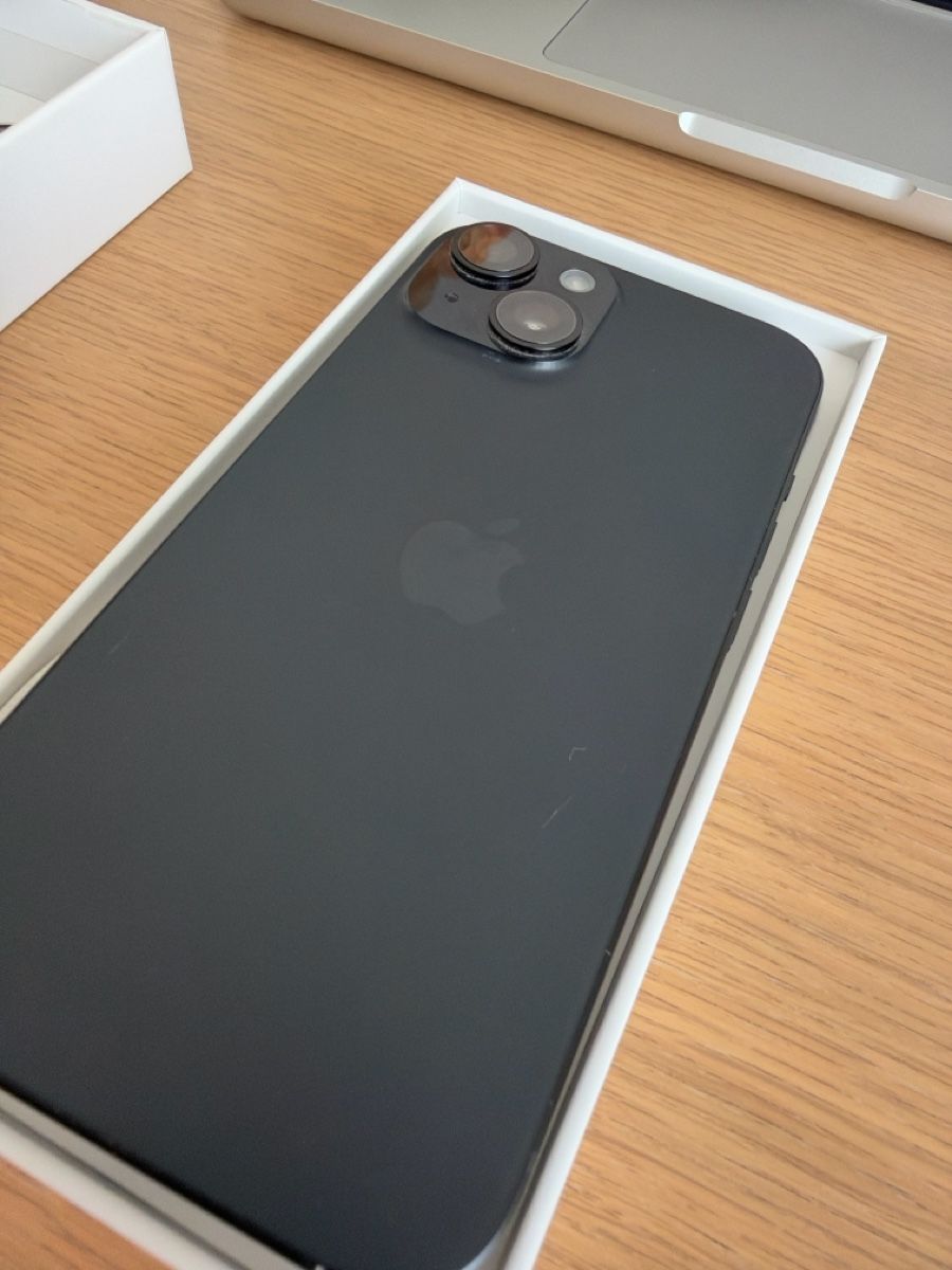 Apple Telefoni cellulari / Smartphones: iPhone 15 – Usato da Basel venduto da ZwiMilan 3
