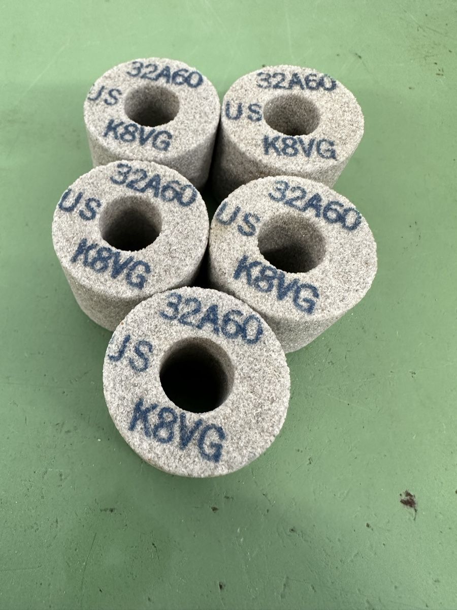 Schleifen & Polieren: Schleifstein, Grinding stones. – Neu (gemäss Beschreibung) aus Aarberg von SNMachines