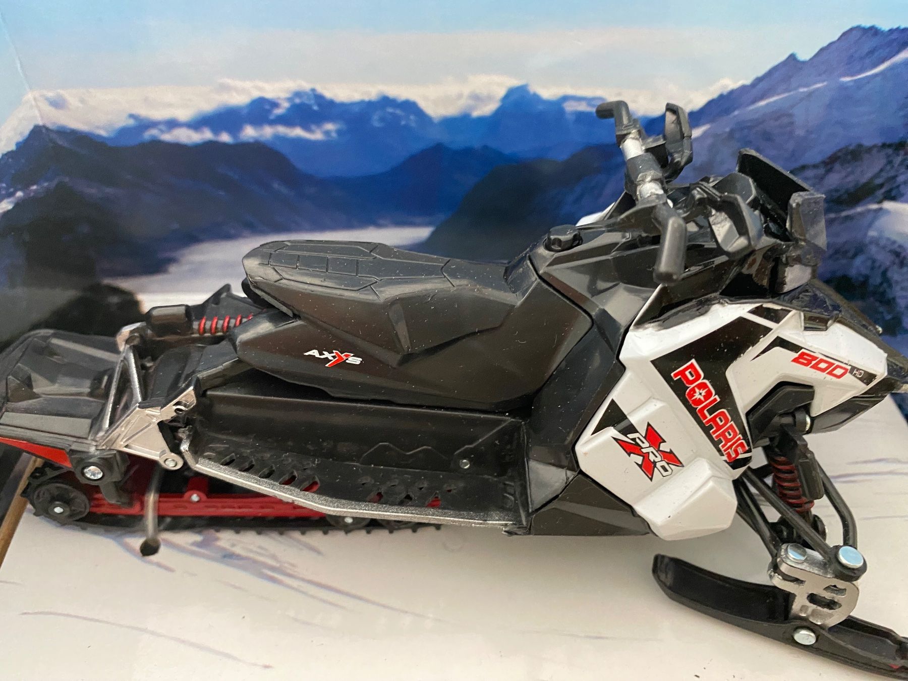 Voitures modèles: Polaris 800 Switchback Snowmobile Pro X – Neuf avec emballage d'origine à St. Margrethen SG par Alfista_159 4