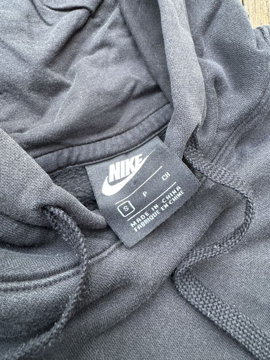Nike Maglioni & Felpe: Hoodie Nike, Noir, Taille S – Usato da Fétigny venduto da nit_p86f 1