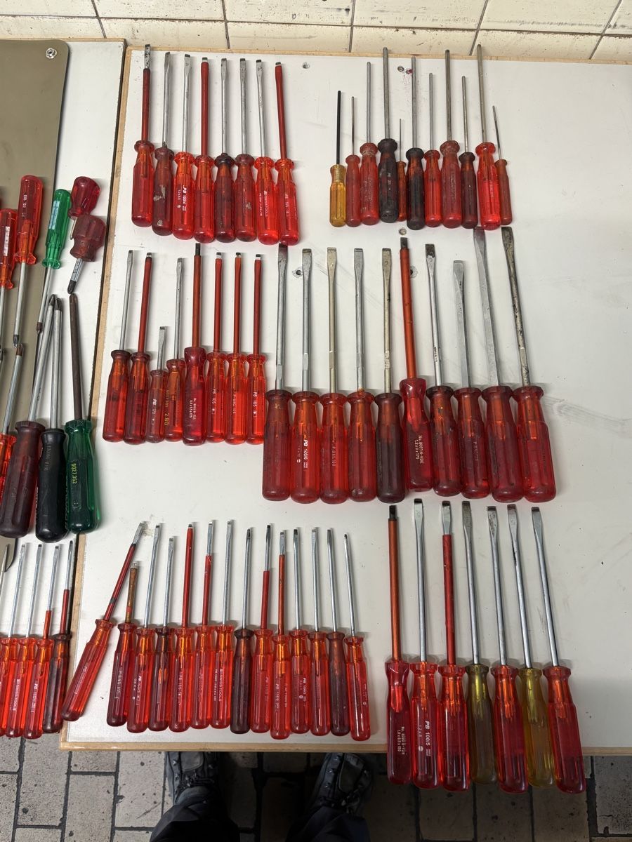 PB Swiss Tools Tutti gli attrezzi: Werkzeug – Usato da Bärau venduto da Luschwa 1