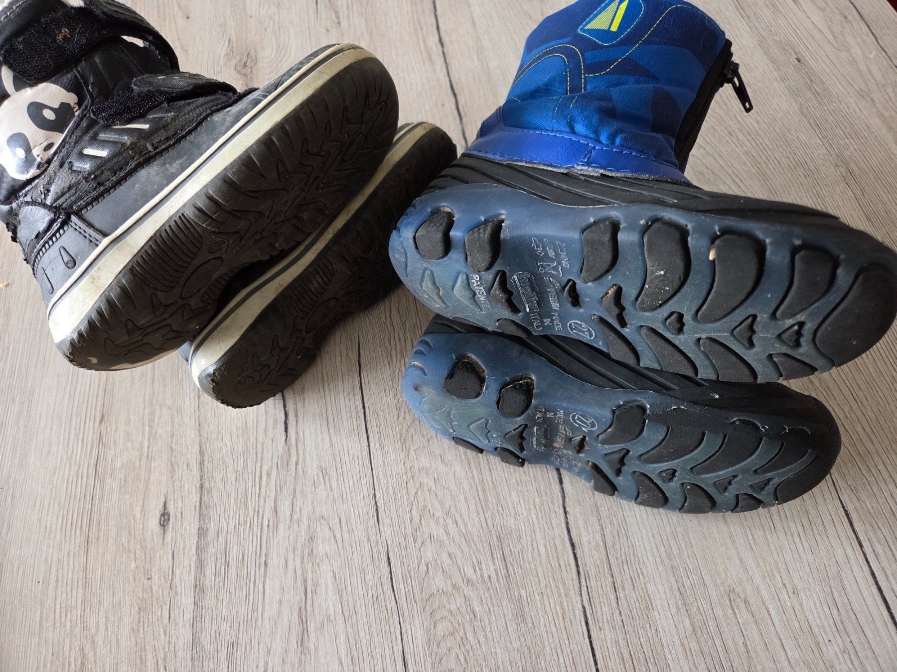 Scarpe per ragazzi: 2 paar Winterschuhe gr.27 – Usato da Grossdietwil venduto da GNOM313 1