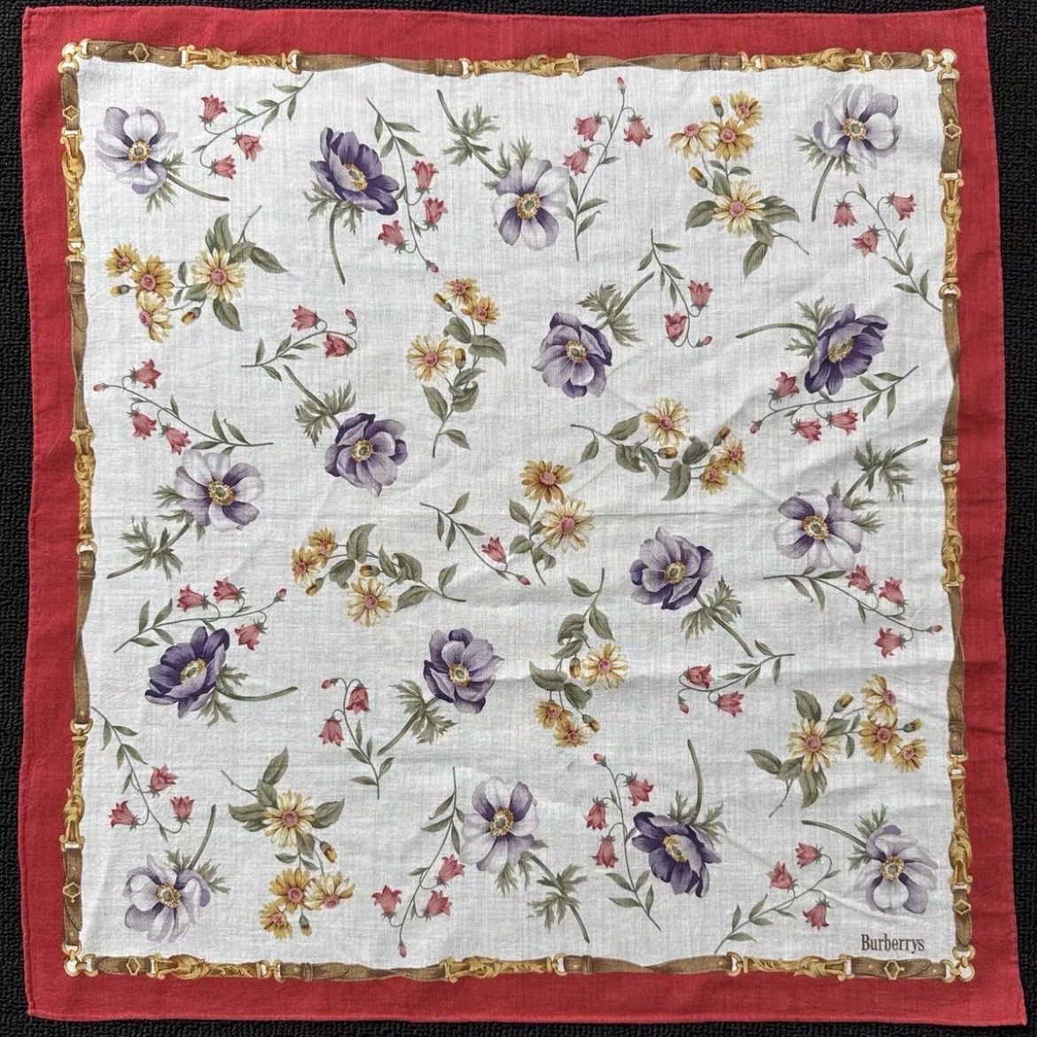 Burberry Foulard & Sciarpe: Burberry Floral Tuch – Usato da Bern venduto da fen_7rn8 2