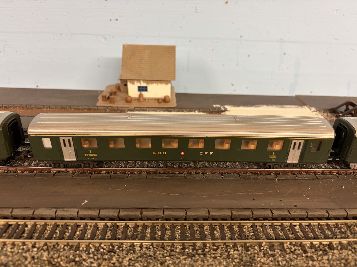 Lima Modelleisenbahnen: 3 voitures SBB CFF FFS, Lima – Gebraucht aus Rochefort von ise_c7lc 3