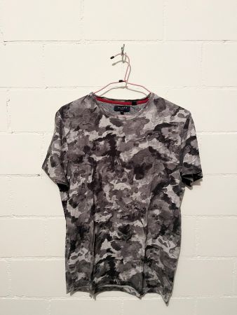 T-Shirt Grösse M - Marke ZARA MAN