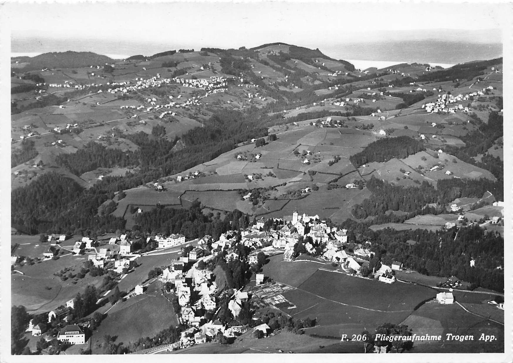 Cartoline postali: Fliegeraufnahme Trogen G – Usato da Biasca venduto da Blenio71