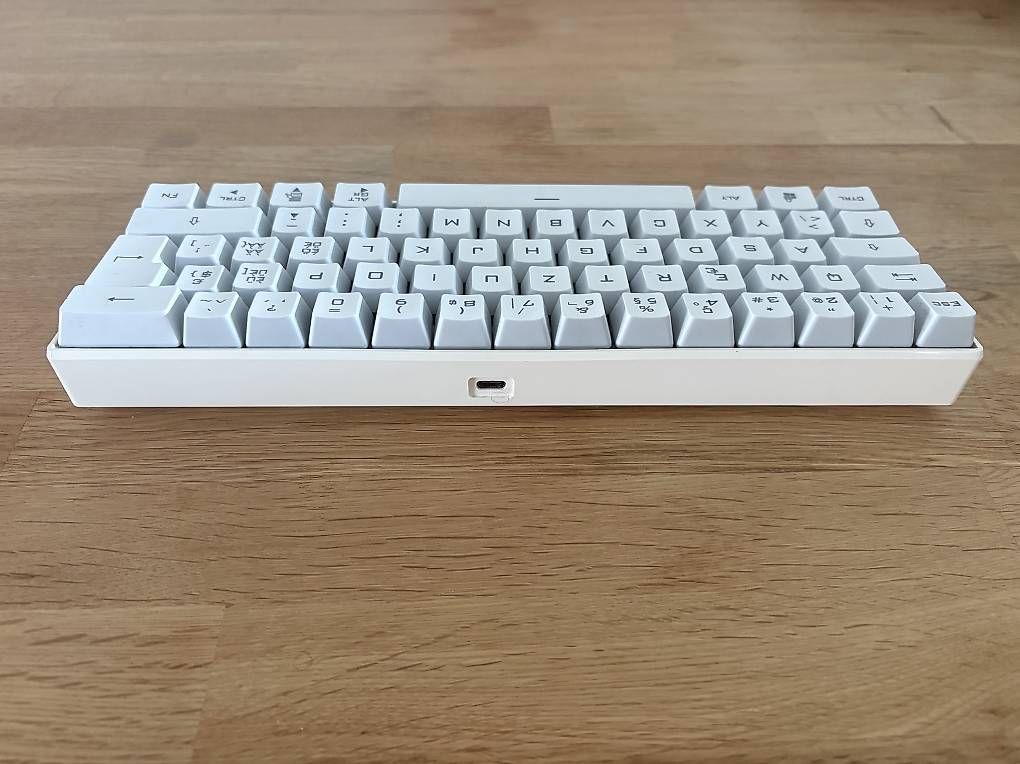 Tastaturen: Deltaco Gaming Tastatur – Gebraucht aus Therwil von OdvalaV2 1