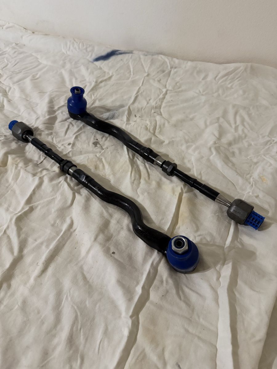 BMW Toutes les pièces auto: BMW E46 Spurstangenköpfe Satz neu – Neuf (Voir description) à Gachnang par ale_78ts