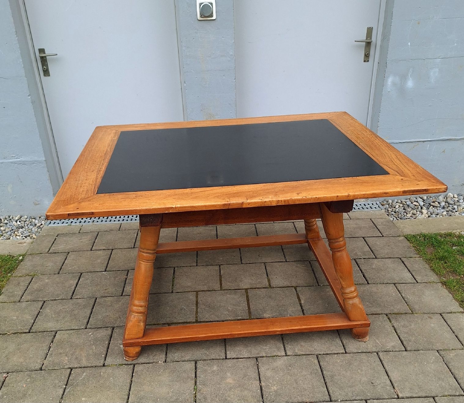 Tische: Antike Biedermeier Schiefertisch Barocker Stil  Nussbaum 19J – Gebraucht aus Fahrweid von SMILE.5 5
