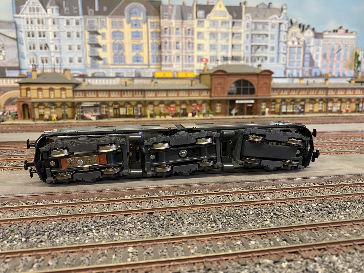 Hag Modellini di ferrovie: HAG 201 Re 6/6 SBB H0 – Usato da Glattpark (Opfikon) venduto da anywaya23 6