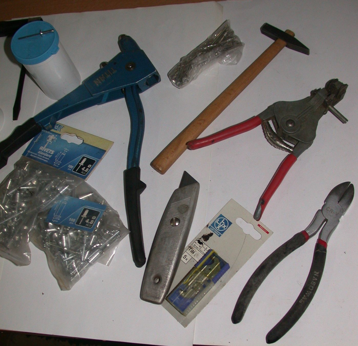 Tous les outils: Werkzeug Konvolut – D'occasion à Lengnau AG par imf_s96l 2