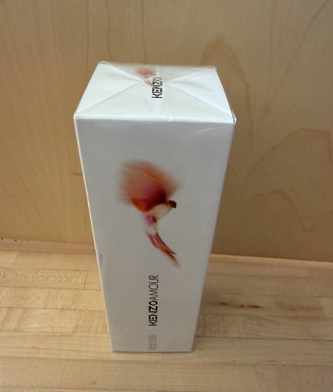 Profumi & Eau de Toilette: Kenzo Amour 100 ml eau de Parfum – Nuovo e nell'imballaggio originale da Buchs AG venduto da Cres3 2