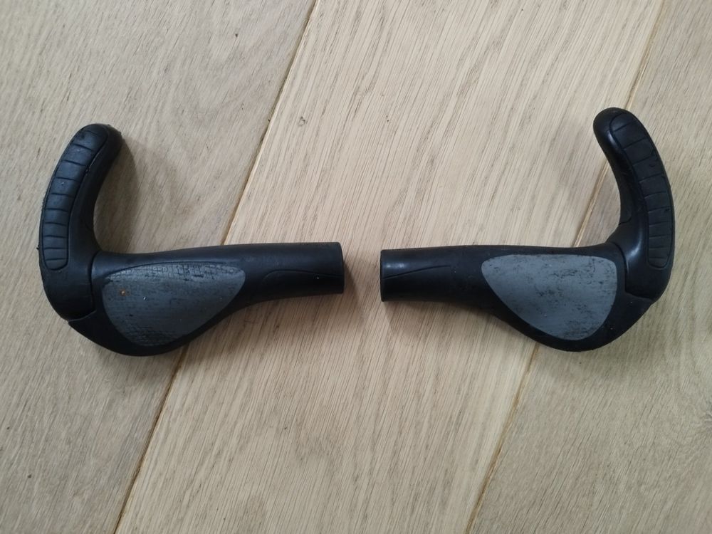 Grips & Bar Ends ERGON GP2 Small Kaufen auf Ricardo