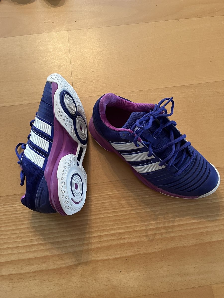 Adidas Scarpe da uomo: Adidas Hallenschuh, Gr. 37.5 – Nuovo (secondo la descrizione) da Betschwanden venduto da _janinee_ 2