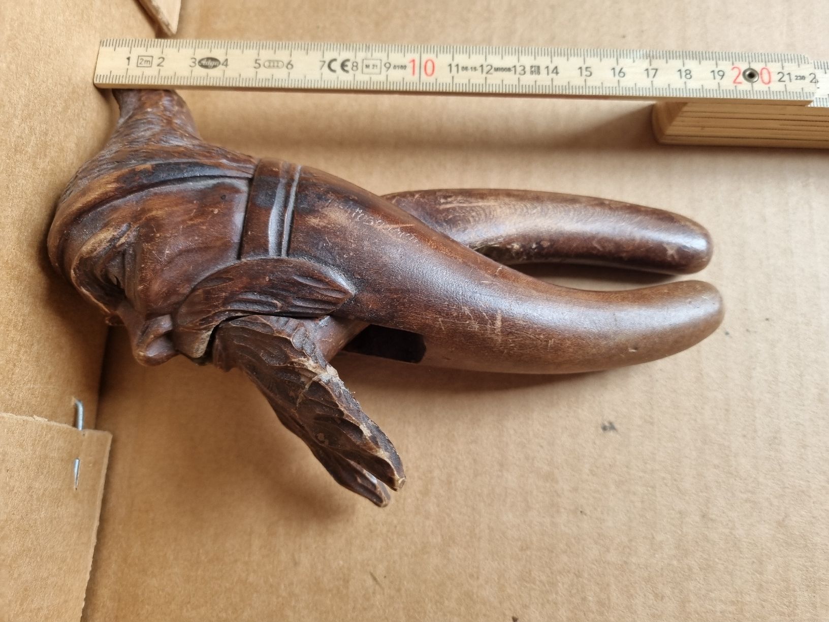 Küchengeräte: Antiker Nussknacker aus Holz  – Gebraucht aus Schaffhausen von Leveron13 6