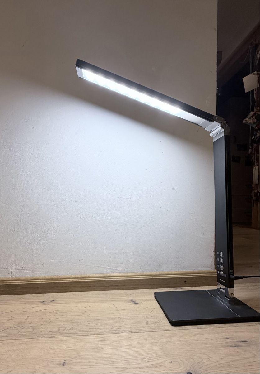 Lampade: Tischlampe LED – Usato da Bauma venduto da Sam077