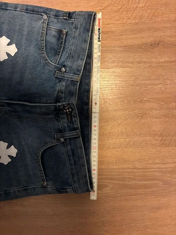 Chrome Hearts Jeans: Chrome Hearts Jeans – Nuovo (secondo la descrizione) da Glattbrugg venduto da mah_57c7 2