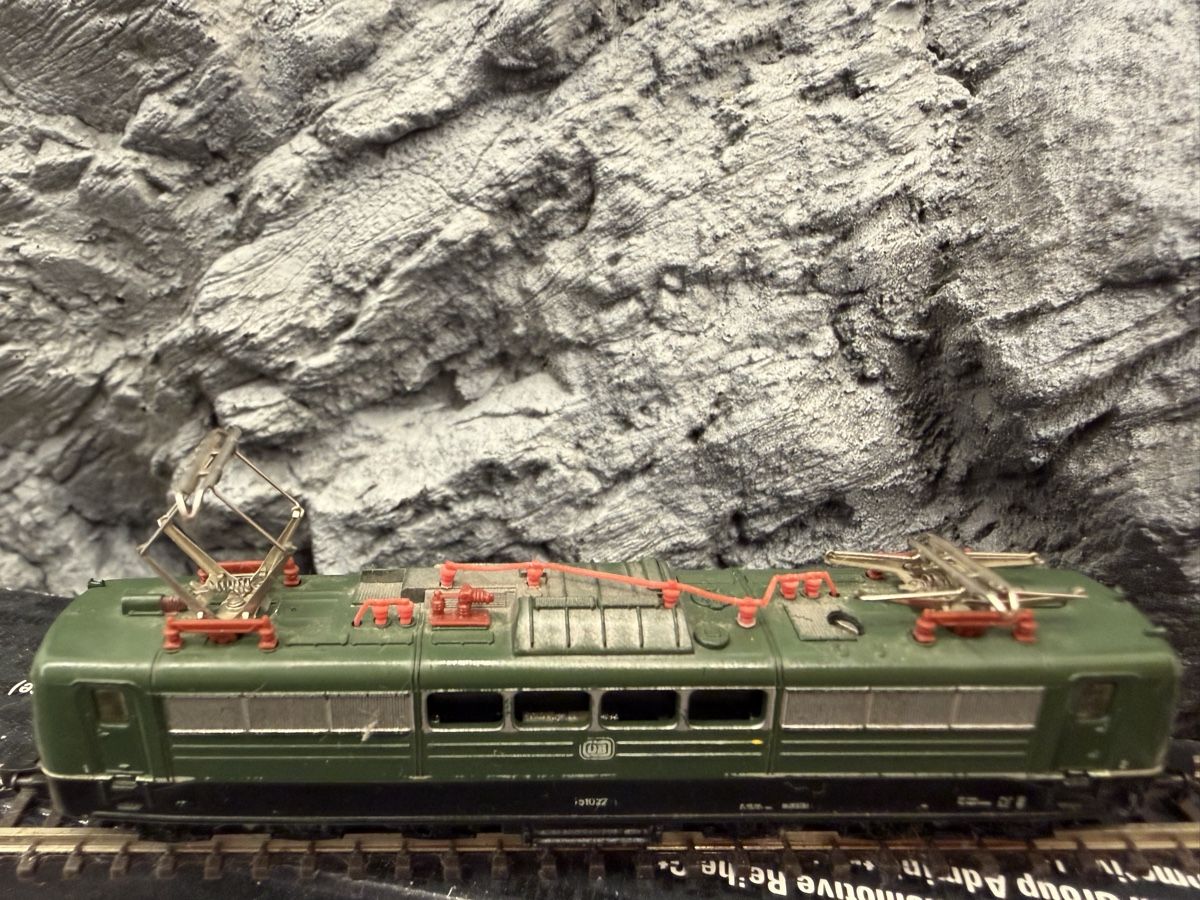 Märklin Modelleisenbahnen: Märklin 8857 DB BR 151 – Gebraucht aus Lupsingen von New-Haven 1