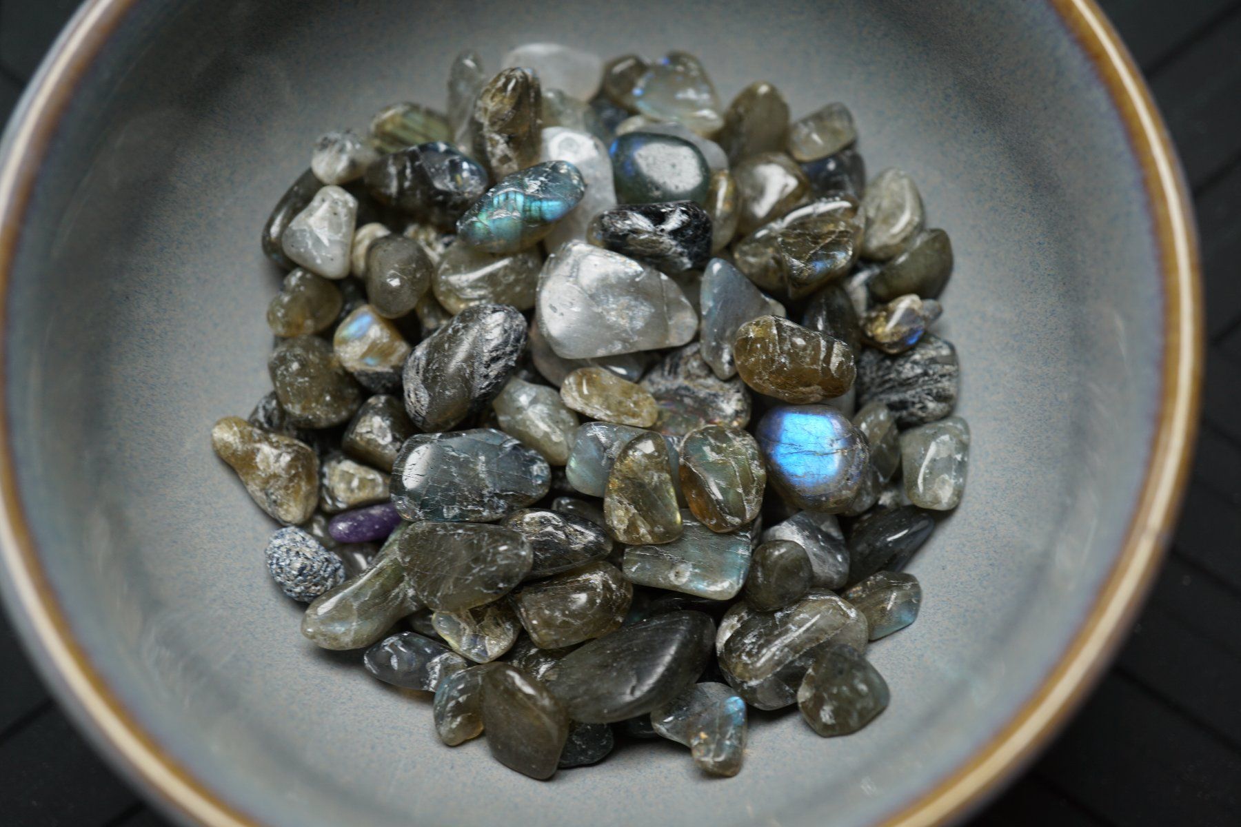 Minerali & Pietre curative: Labradorit Steine Lader 100g pro gebot    TOPSTONE – Nuovo e nell'imballaggio originale da Eschenbach SG venduto da topstone 4