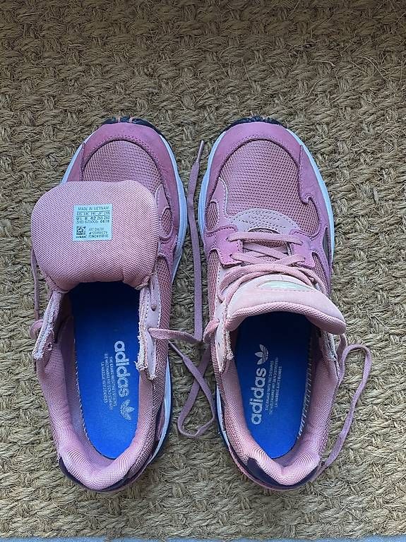 Damenschuhe: Adidas Sneaker, rosa Gr. 42 – Gebraucht aus Zürich von speedycasa 1