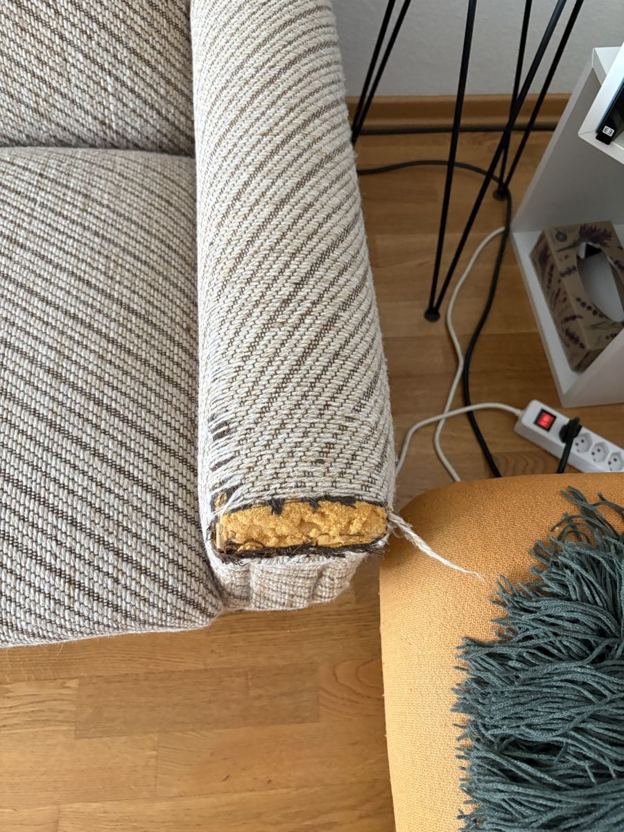 Sofas: Sofa Bett 3-Plätzer Beige Gestreift – Gebraucht aus Zürich von 54ug 2