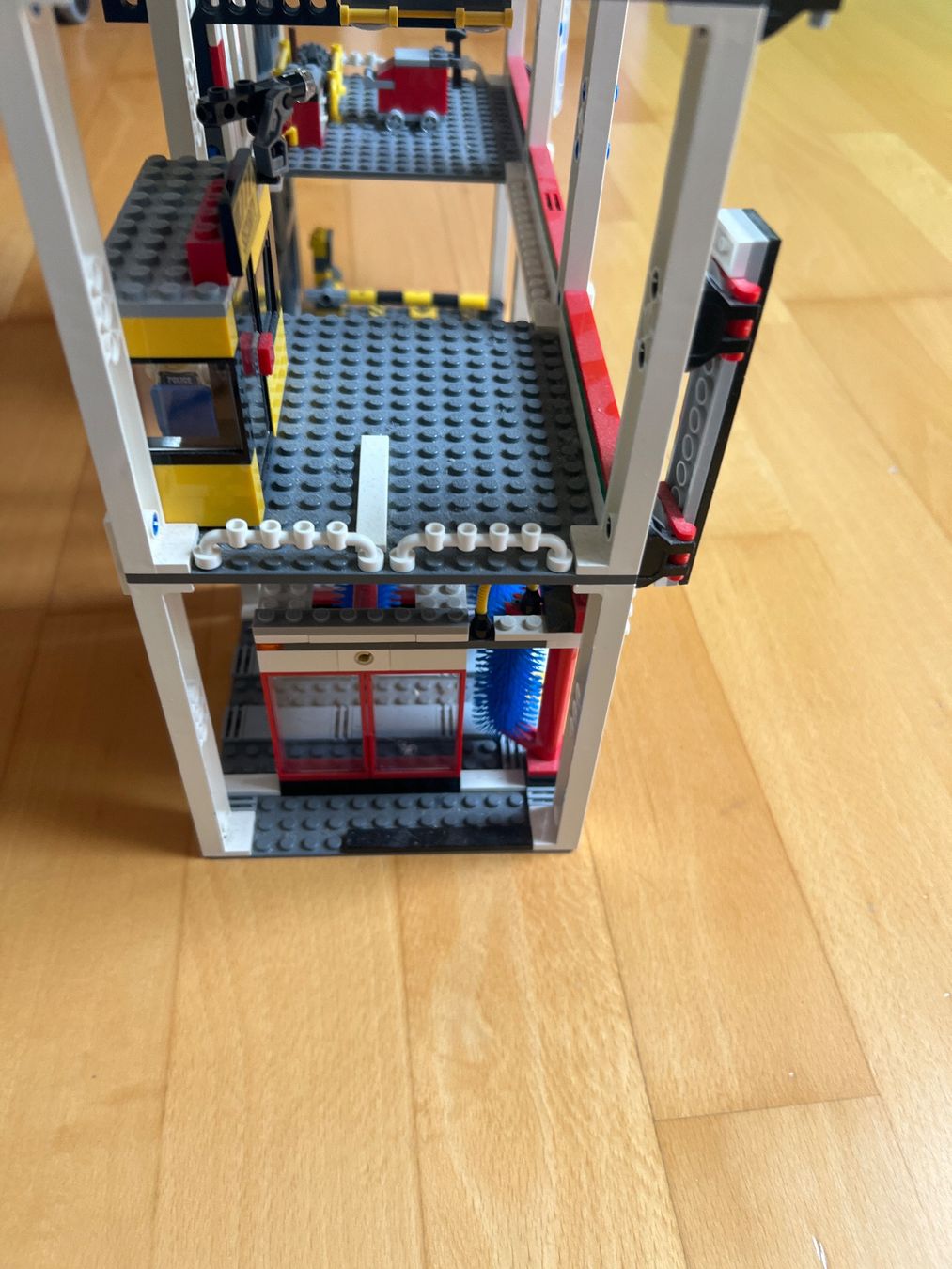 Lego Giocattoli: Lego Autogarage 4207 – Usato da Laufen venduto da Burgi5 2