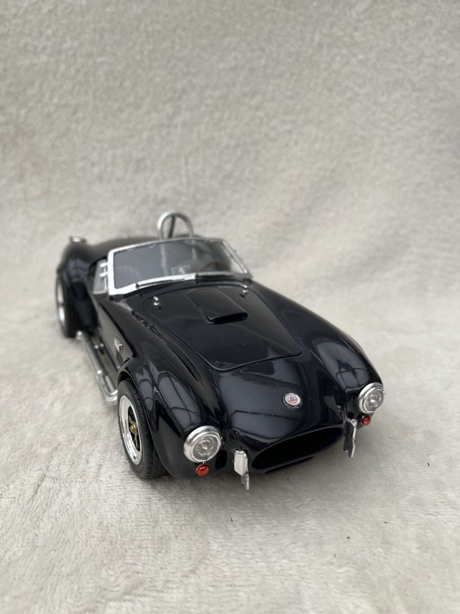 Shelby Collectibles Modellini d'auto: Shelby Cobra 427 – Nuovo e nell'imballaggio originale da Oberweningen venduto da mer_2yn9