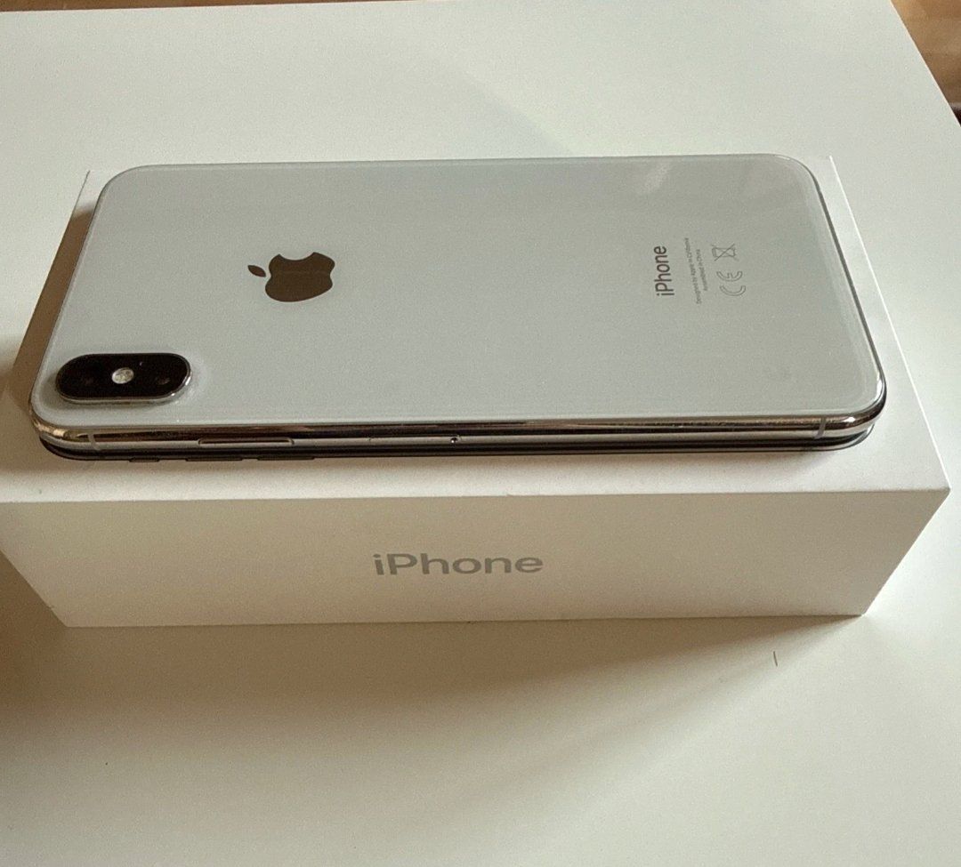 Apple Handys / Smartphones: IPhone XS Max 64gb akku 100% – Gebraucht aus Luzern von Waince786 1