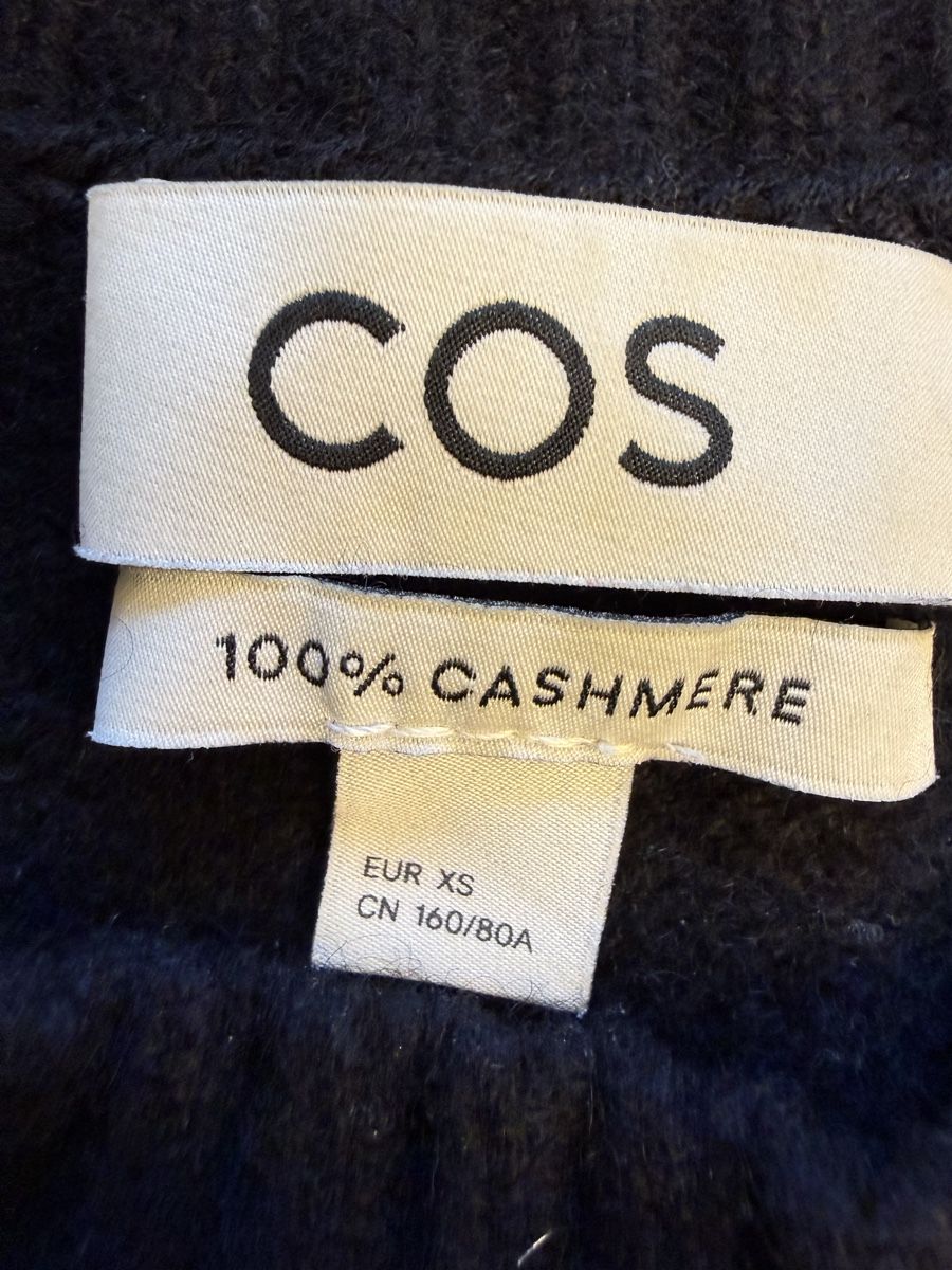 Cos Pullover & Sweatshirts: COS 100% Cashmere Pullover – Gebraucht aus Zürich von Tutticarotti 1