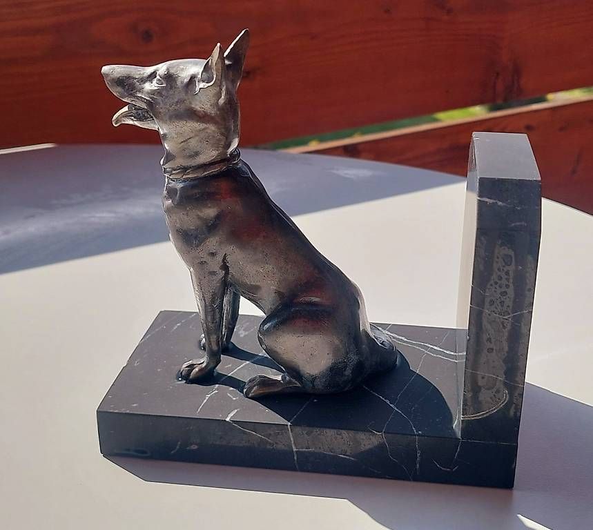 Sonstige Dekorationen & Accessoires: Buchstütze Schäferhund / Malinois – Gebraucht aus Gwatt (Thun) von ARC_TERYX 3
