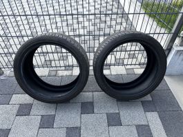 255/35 R19 Hankook