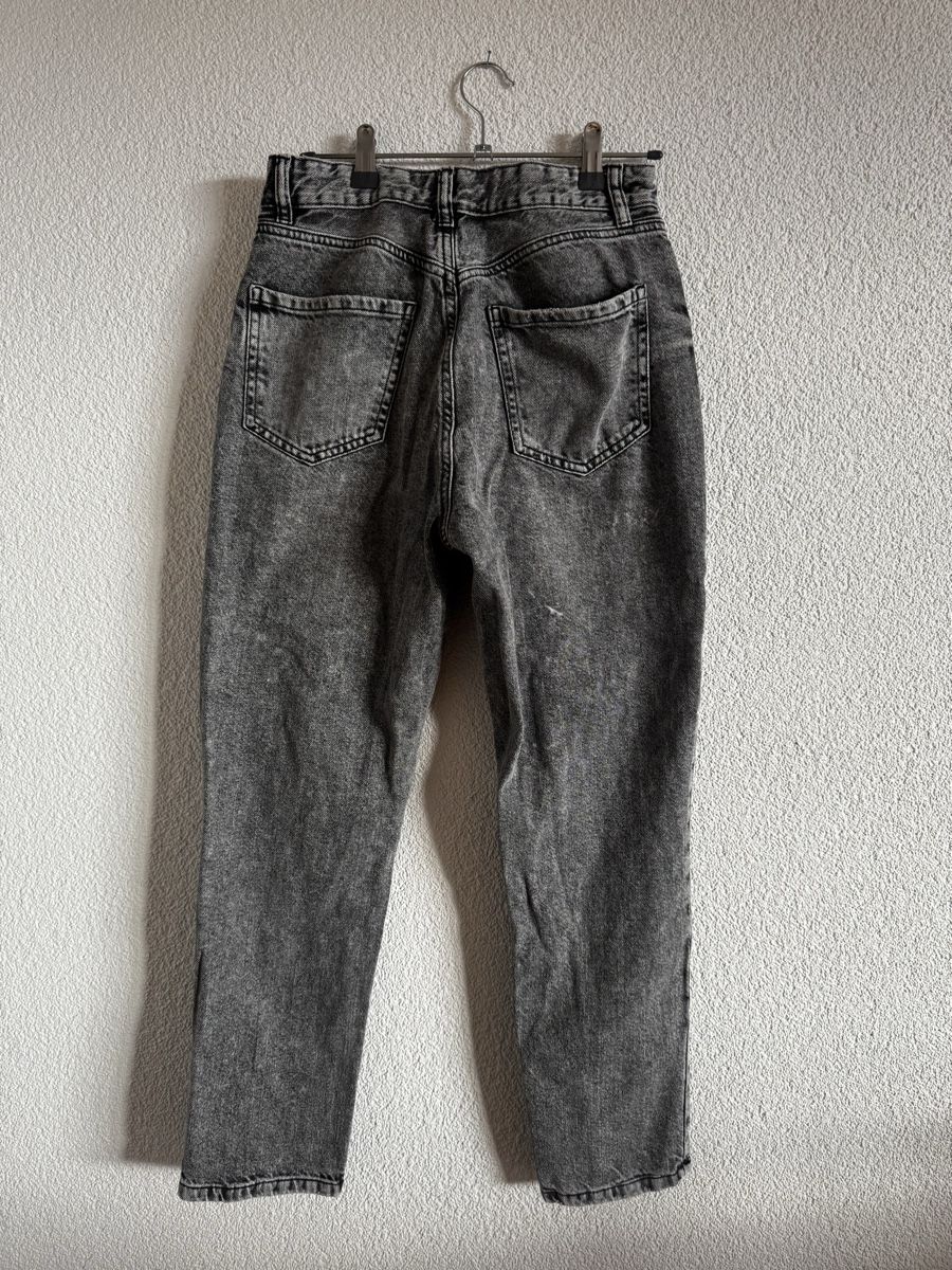 Jeans: Graue Mom Jeans, Grösse S – Usato da Burgdorf venduto da Lou-123 1
