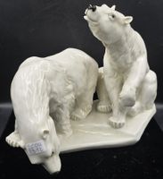 Porzellanfigurengruppe mit Eisbären der Manufaktur Karl Ens
