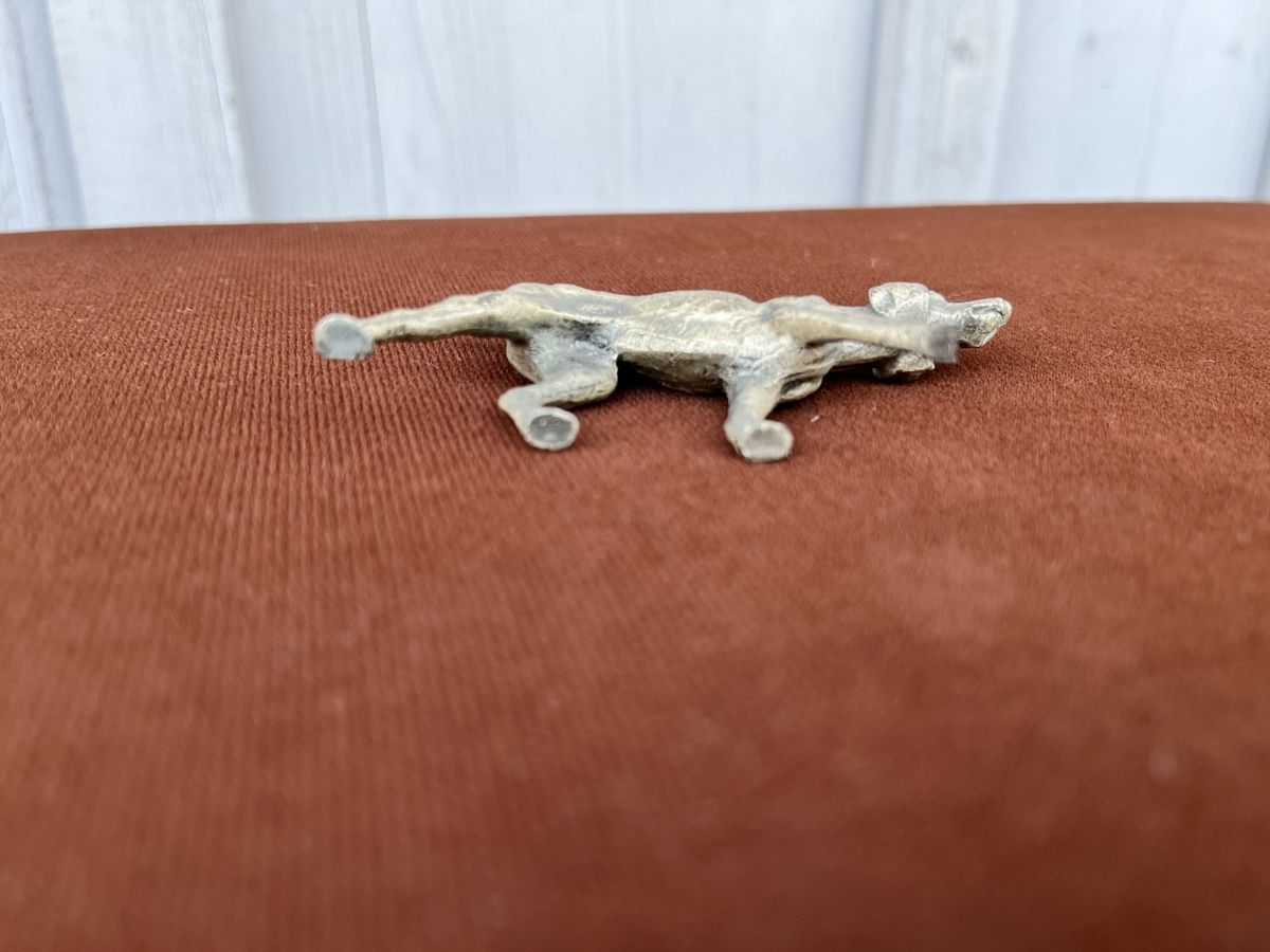 Statuette: Vintage Hunde-Figur aus Metall – Usato da Winterthur venduto da avelotte 7