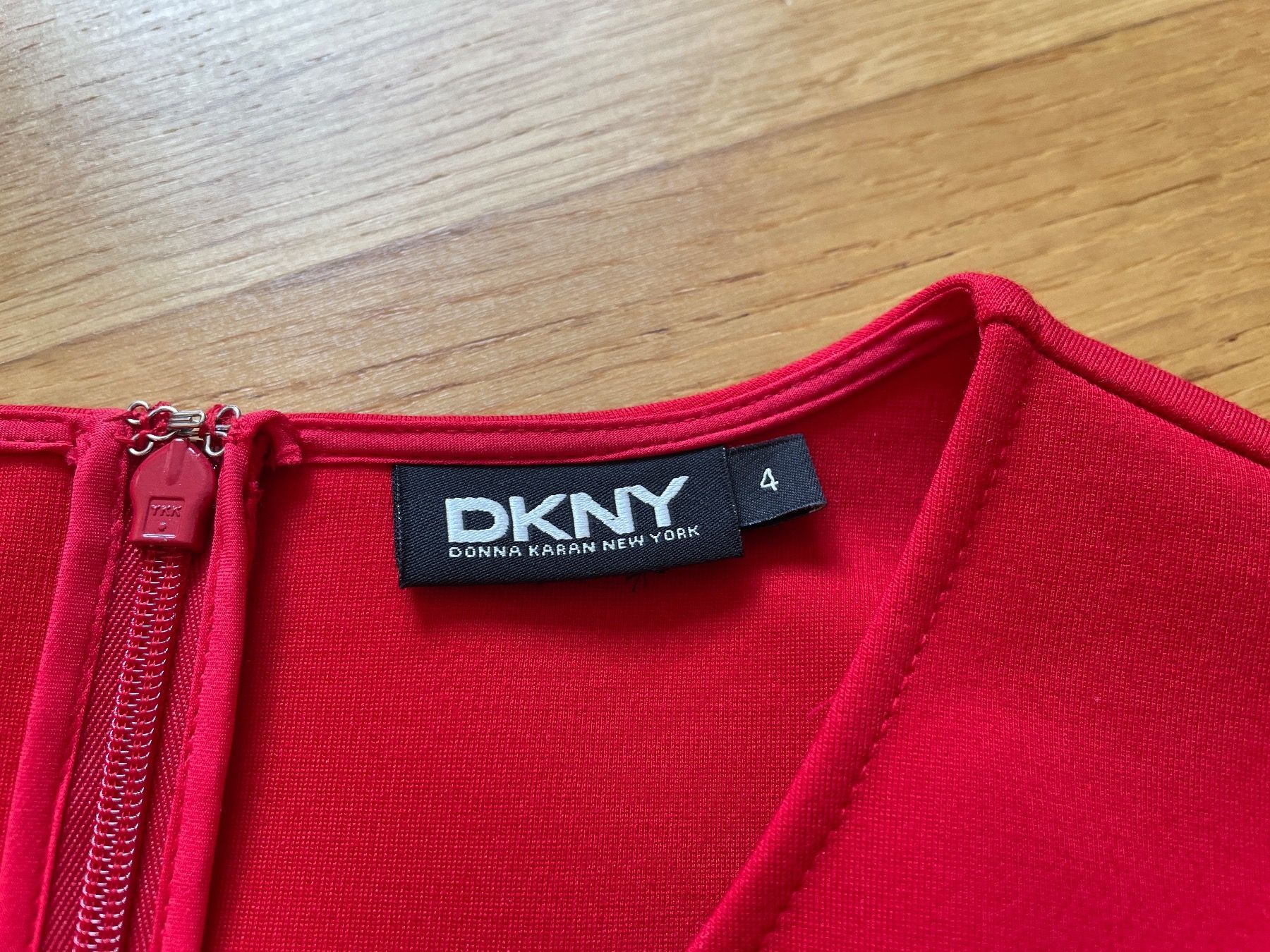 DKNY Vestiti: DKNY Kleid – Nuovo (secondo la descrizione) da Meggen venduto da BertaundAnton 1