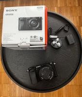 Sony Alpha A6000 mit 16–50 mm Objektiv