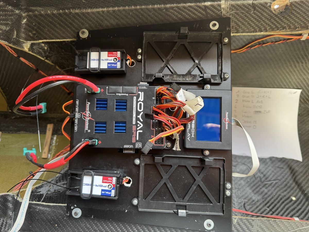 Powerbox Systems Batterie, Caricabatterie & Alimentatori: Lipo Power Box 2S – Usato da Wilen b. Wollerau venduto da Loonyacht 6