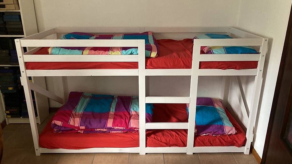 Lits: Letto a castello e materassi – D'occasion à Arzo par pif_k6lw