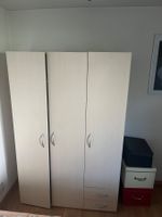 Kleiderschrank