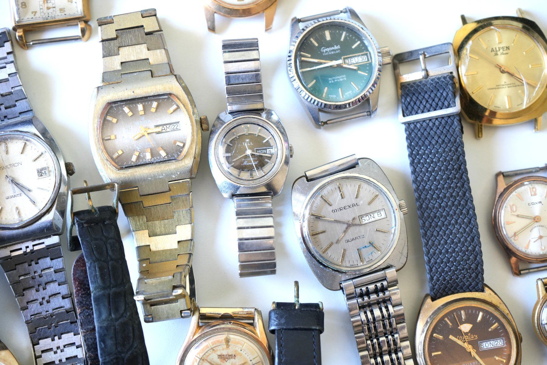 Orologi: Vintage Uhren Lot – Difettoso da Basel venduto da Vip24 4