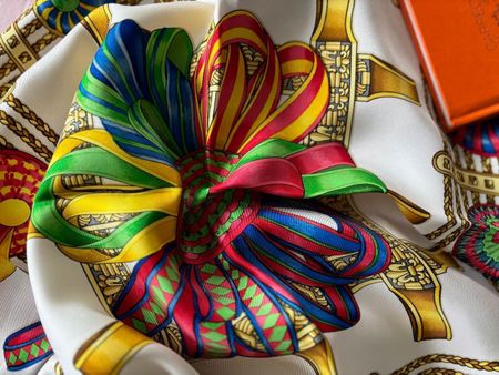 Foulard Hermès 90*90 - Les Rubans
