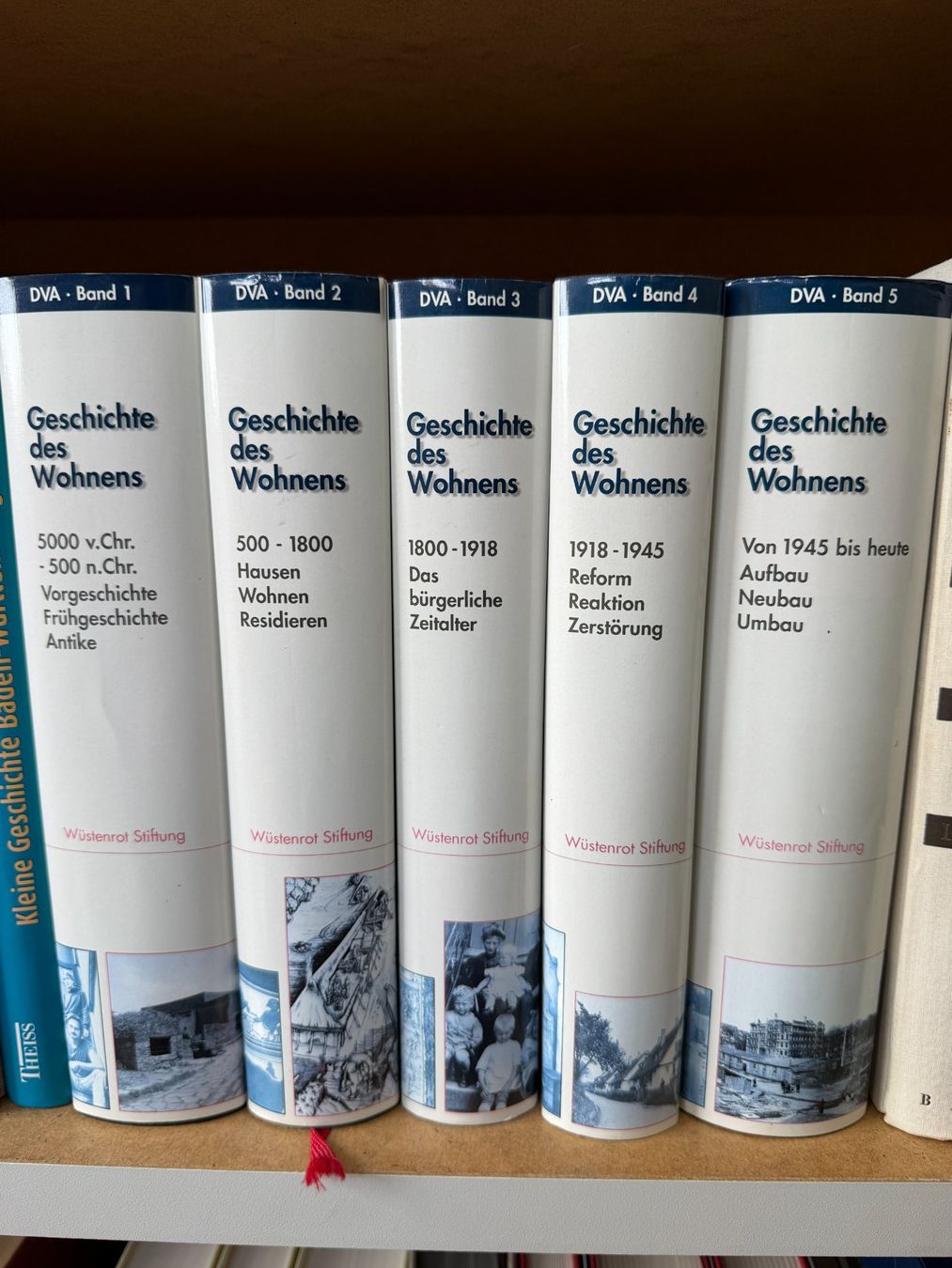 Bücher: Geschichte des Wohnens – Gebraucht aus Bazenheid von ebarch