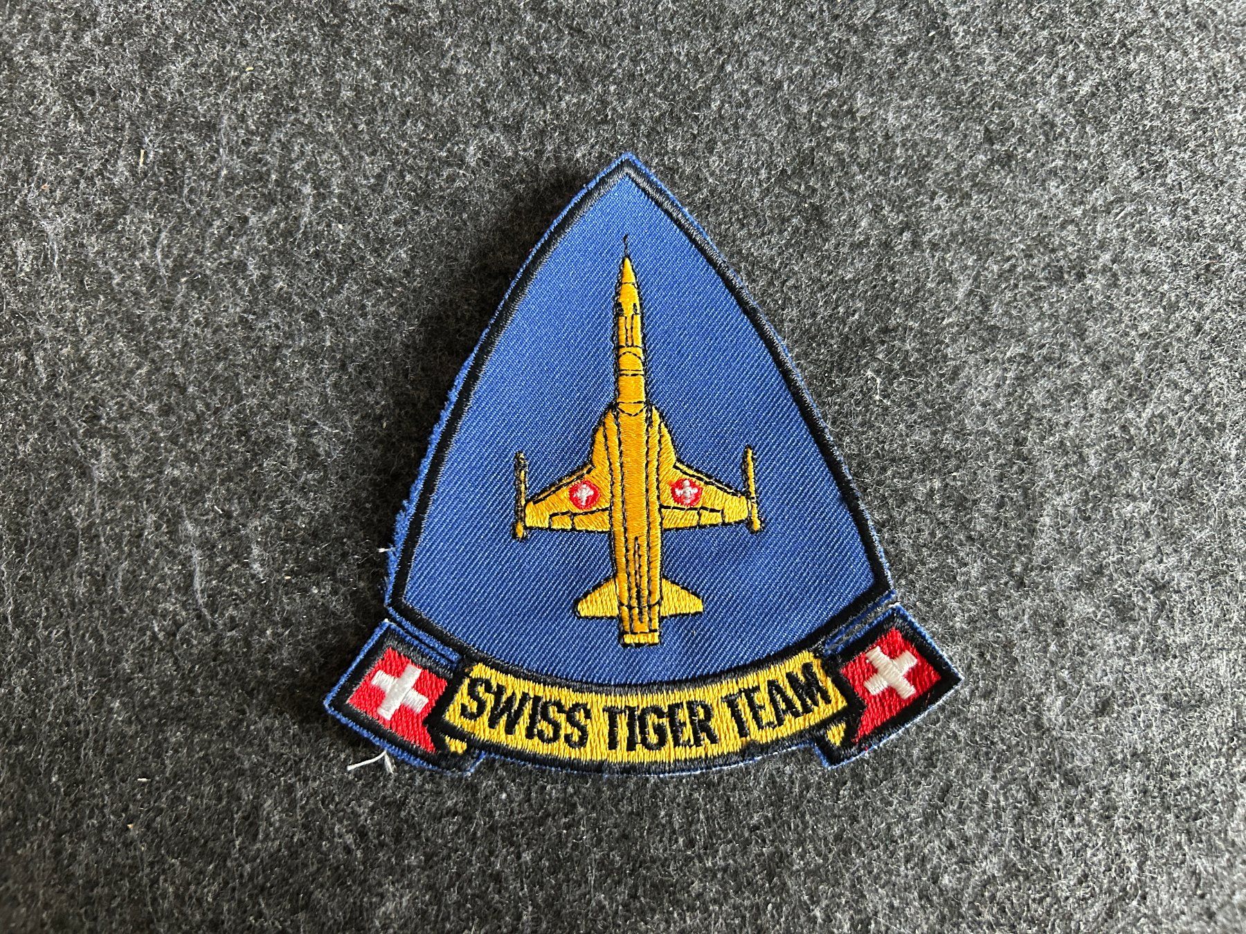 Schweizer Armee Placchette & Badge: Badge, Swiss Tiger Team – Usato da Berikon venduto da DGC-1995