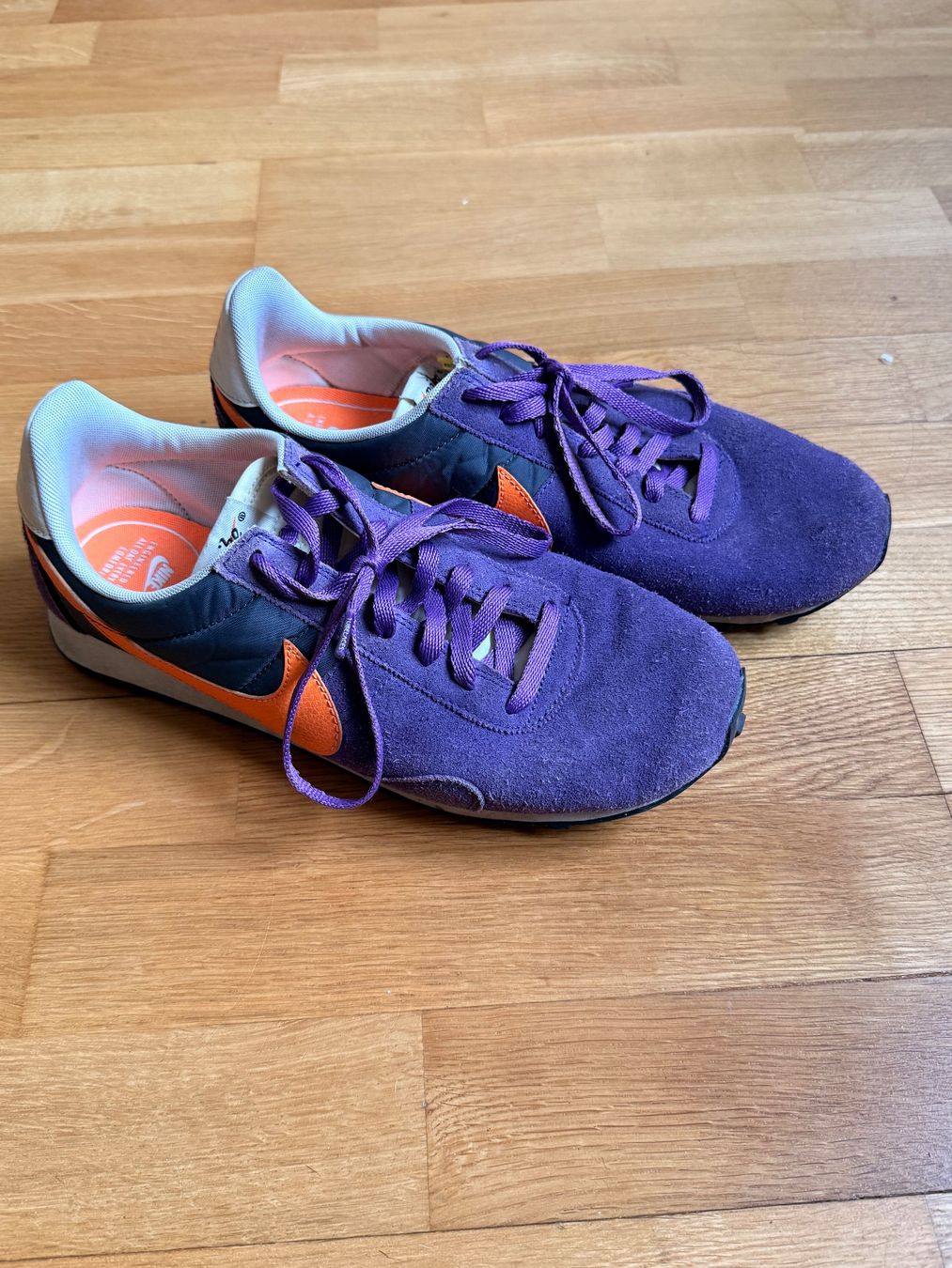 Nike Scarpe da uomo: Nike Montreal Racer Gr. 43 – Usato da Zürich venduto da Basilou98