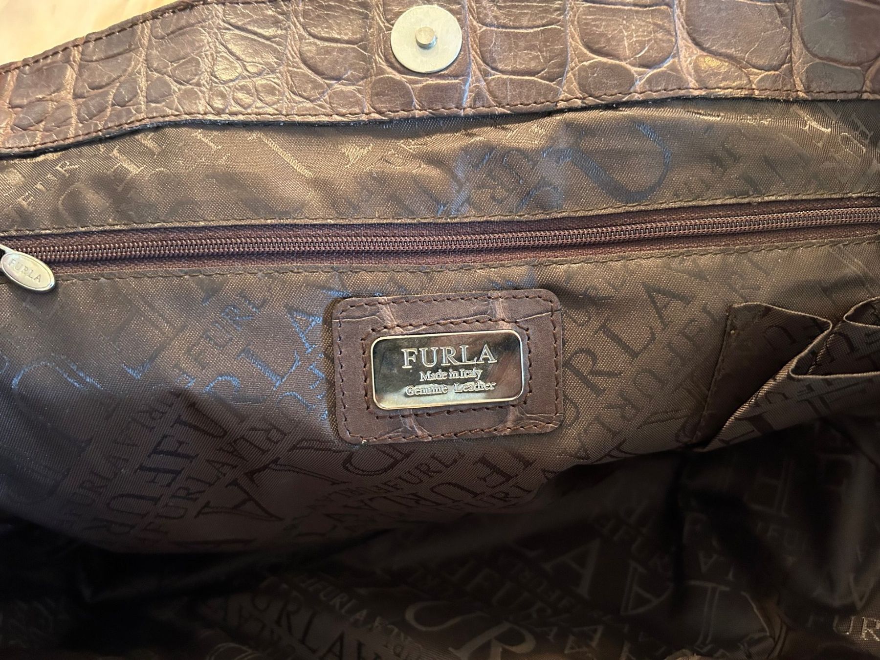 Furla Borse da donna: FURLA Genuine Leather Handbag Brown – Usato da Flawil venduto da bridge28 3