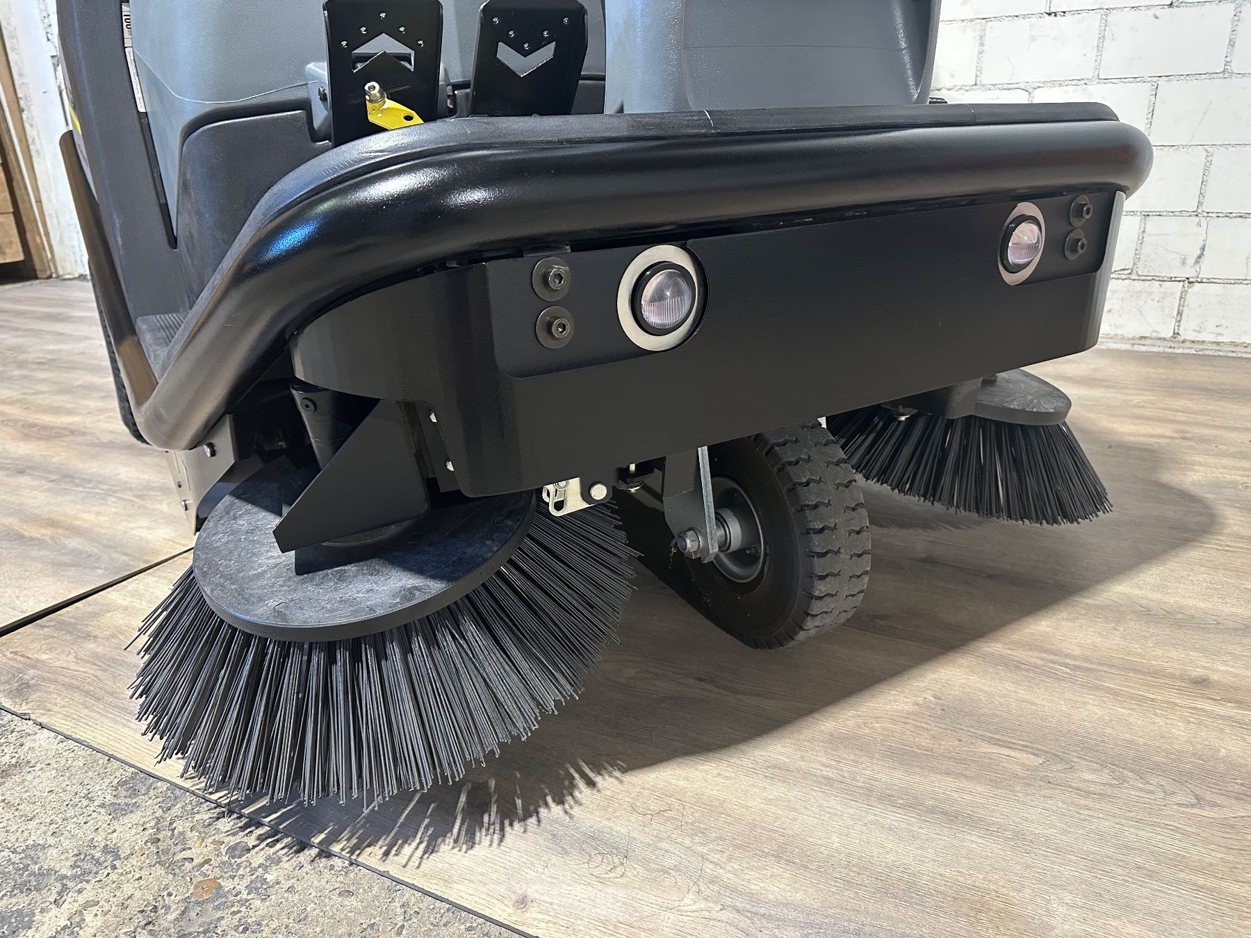 Kärcher Toutes les machines: Kärcher Km 120/150R – D'occasion à Bettwiesen par chili1 3