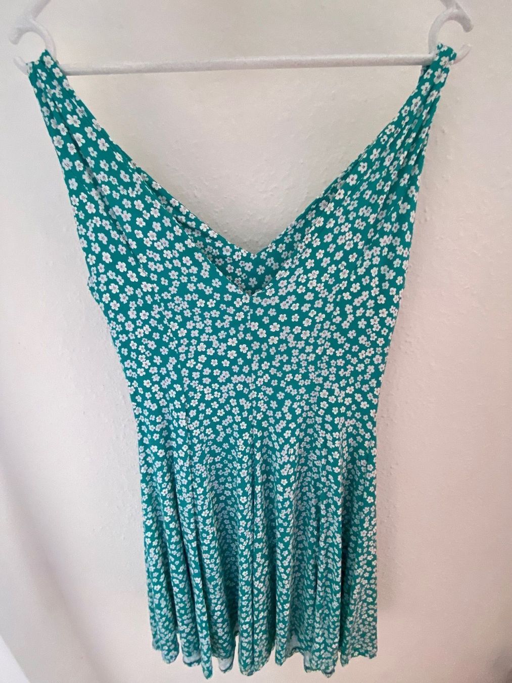 Kleider: Robe patineuse vert turquoise avec motif – Gebraucht aus Veyrier von Leilazizou