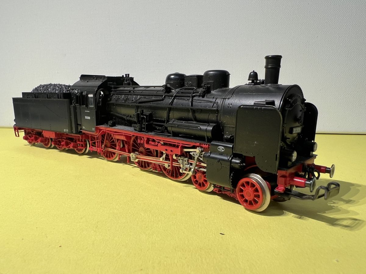 Fleischmann Modelleisenbahnen: Fleischmann Dampflok BR 38 in HO Gleichstrom – Neu und originalverpackt aus Weinfelden von Kammerflimmern 4