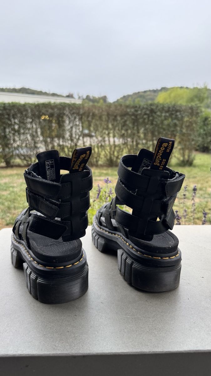 Dr. Martens Scarpe da uomo: Dr. Martens Sandalen Gr.39 – Nuovo (secondo la descrizione) da Mellingen venduto da DTSale 3